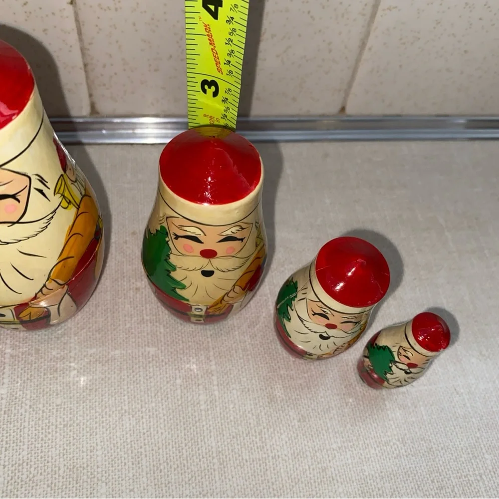 Vintage‎ Wooden 5 Pc Santa Claus Nesting Dolls Painted Christmas
